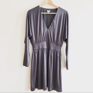 Gray Halston Heritage Mini—seen in SATC2